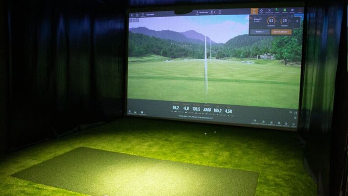 New Nevada Bob’s Golf store in Almancil unveils club-fitting studio
